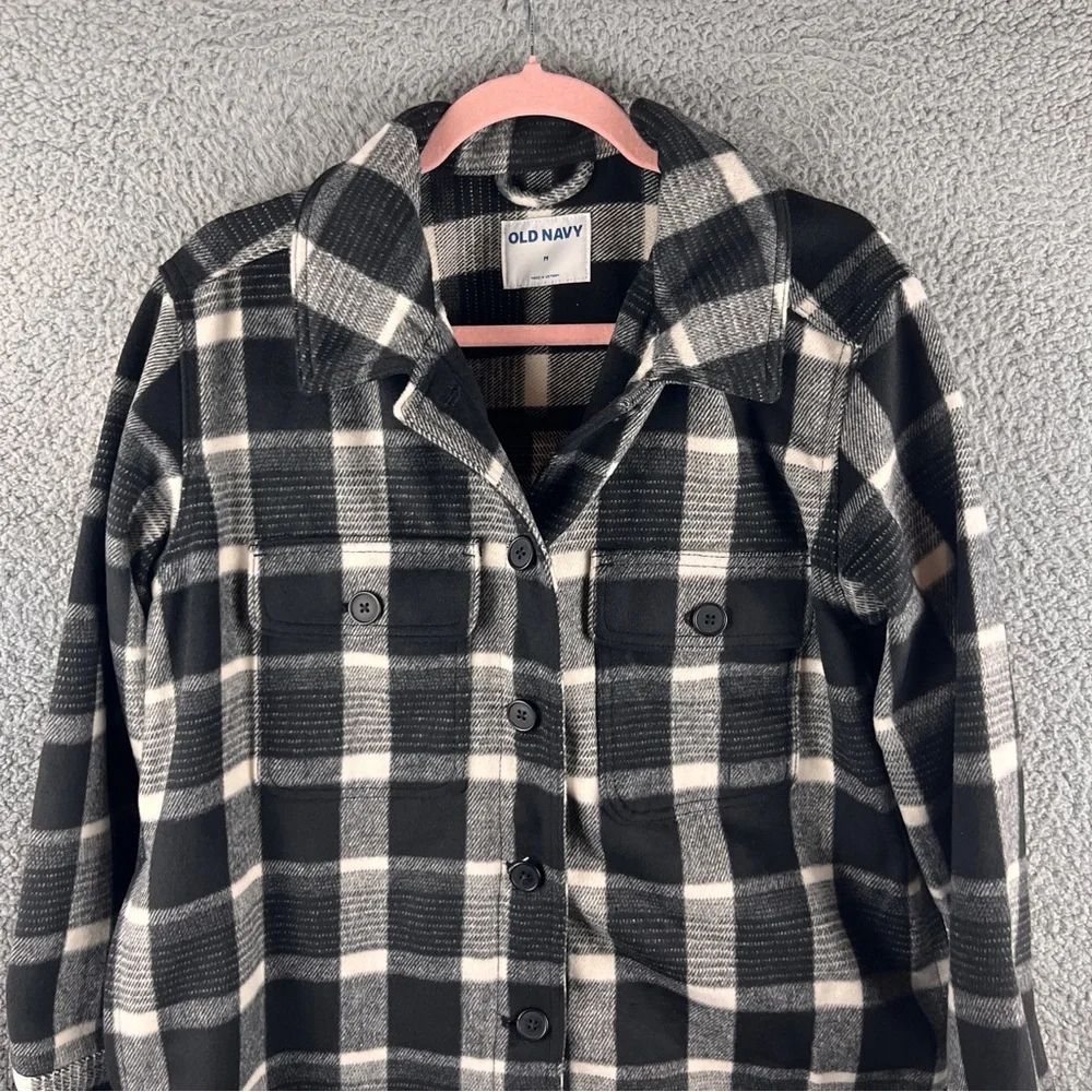 Old Navy Women’s Black & White Plaid Button-Down Shirt Jacket Size M NWT